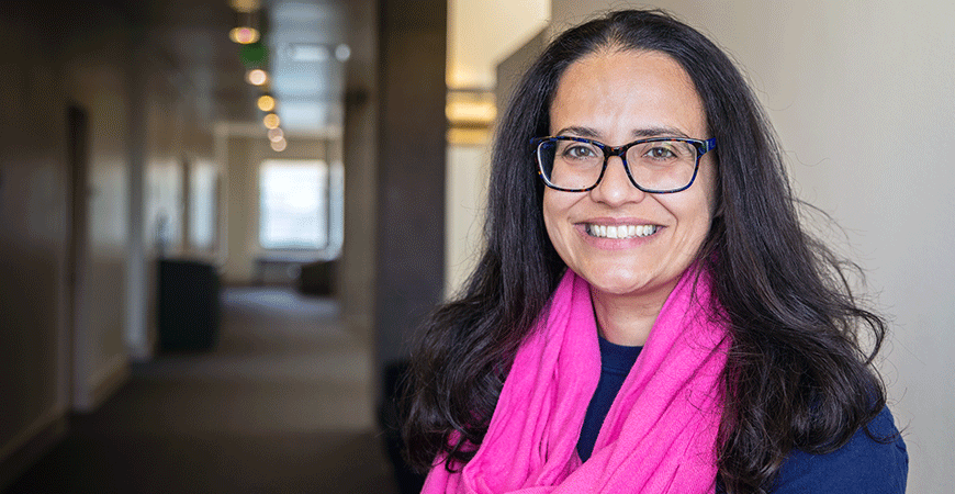 Applied Mathematics Professor Suzanne Sindi